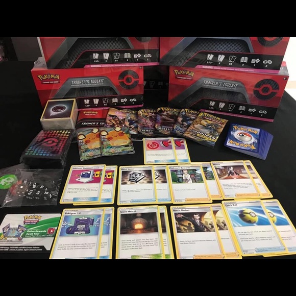 Pokémon trainer tool kit - Picture 2 of 3